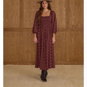 Della Dress in Harvest Berry size M - like new, worn once